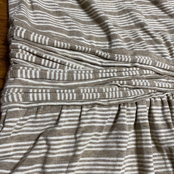 𝅺MAX EDITION SZ M TAN  STRETCH KNIT WAIST DRESS - Picture 7 of 7